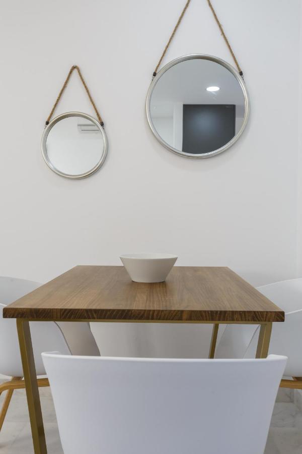 Apartamentos La Brujula By Cadizrentals Exteriör bild