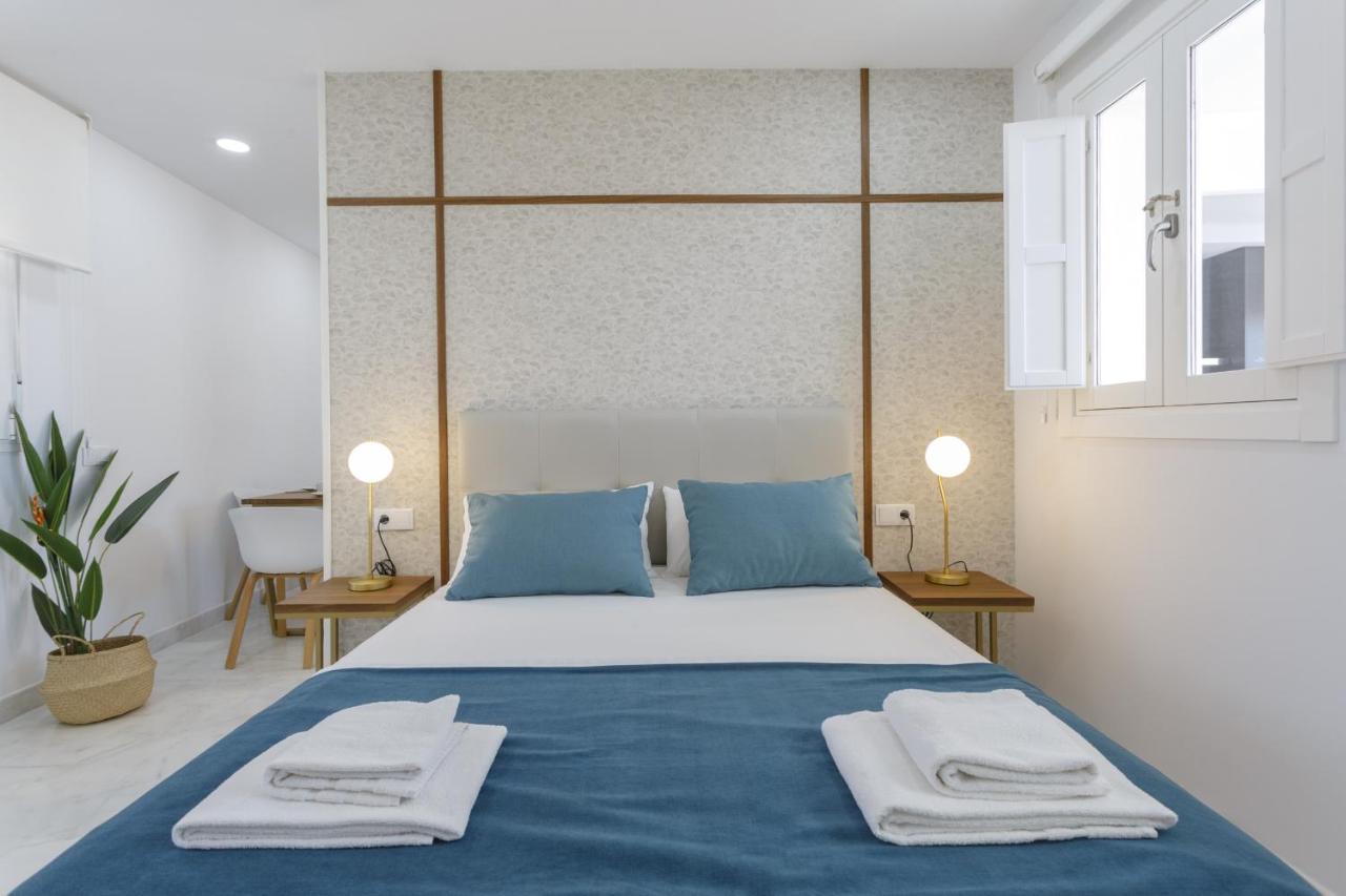Apartamentos La Brujula By Cadizrentals Exteriör bild